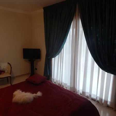 Bed & Breakfast Mary *