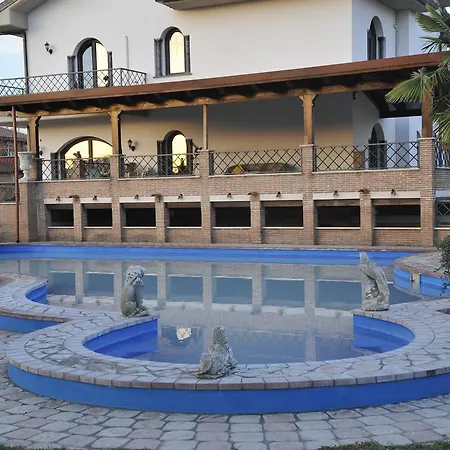 Mary Bed & Breakfast *